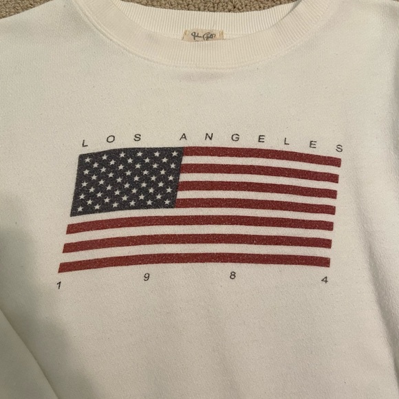 Brandy Melville Los Angeles Sweatshirt - Picture 3 of 4